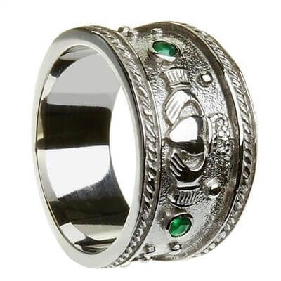 Mundo Celta  Anel de Claddagh, a romântica história do anel